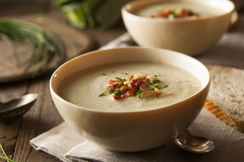 Creamy Cauliflower and Leek Soup